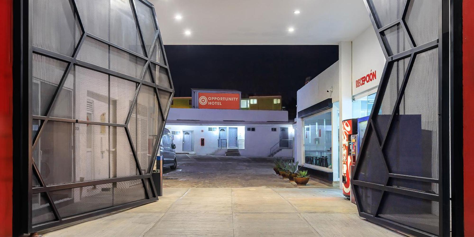 Opportunity León Hotel Exterior foto
